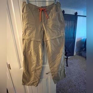 The North Face Convertible Pants/Shorts, size 6